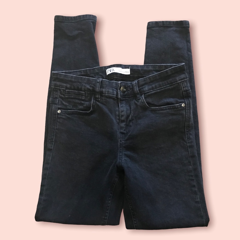 Zara Black Skinny. Size 4. Condition is good, used. - Picture 3 of 6